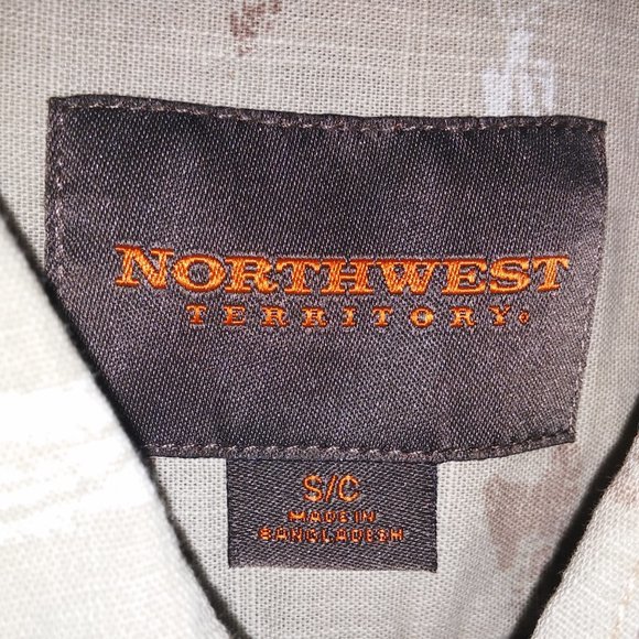 Northwest Territory Button Up Shirt Mens Small Short Sleeve Beige Taupe Fish Pri - Picture 7 of 10
